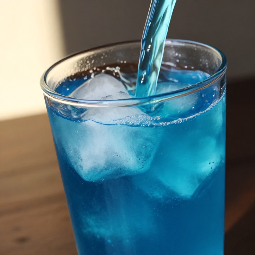 blue spirulina juice