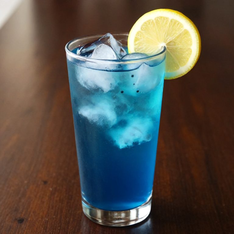 iced butterfly pea flower tea latte